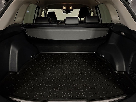 Toyota RAV4 22 of 23