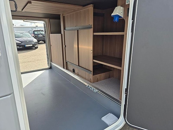 LMC CRUISER 2.0 T750 EL 19 of 22