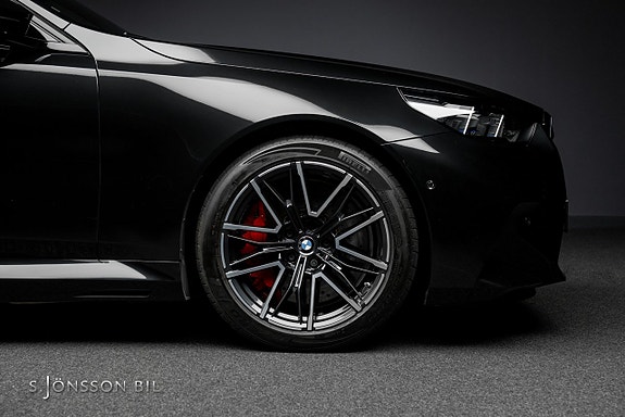 BMW M5 9 of 30