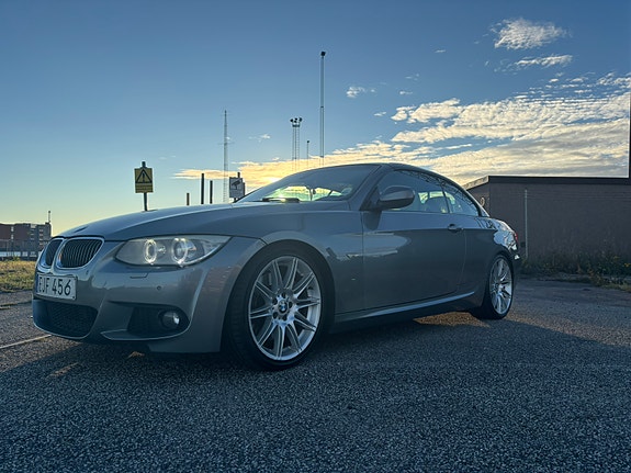 BMW 335i 4 of 11