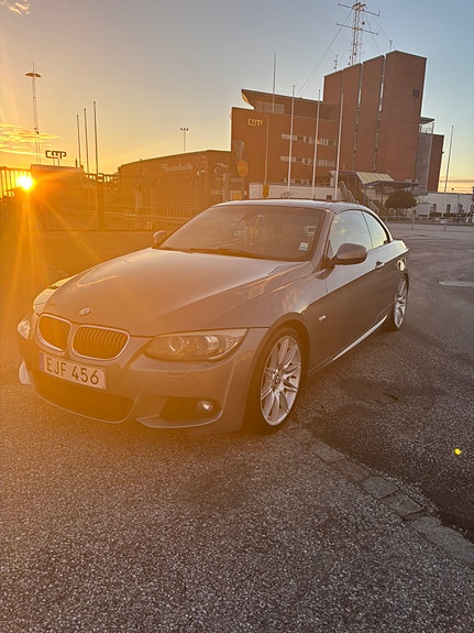 BMW 335i 10 of 11