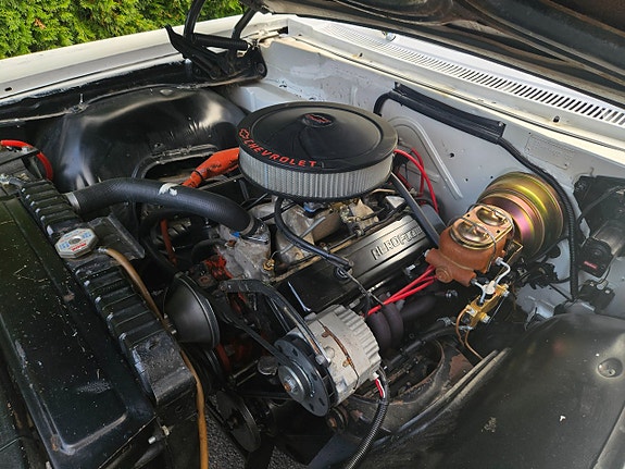 Chevrolet Impala 9 of 10