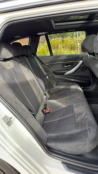BMW 320d 20 of 24
