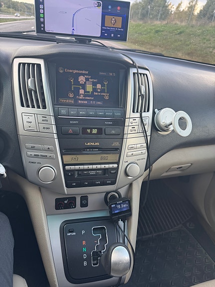 Lexus RX400h 13 of 16