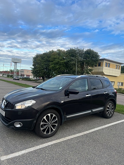 Nissan Qashqai+2 2 of 13