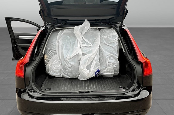 Volvo V90 9 of 9