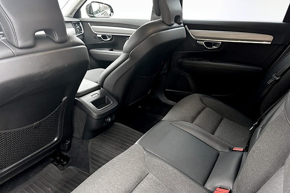 Volvo V90 8 of 9