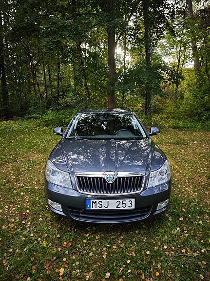Skoda Octavia 5 of 12