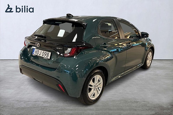 Toyota Yaris 19 of 21