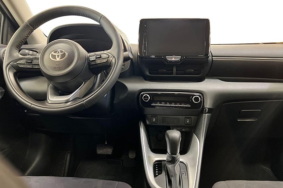Toyota Yaris 10 of 21