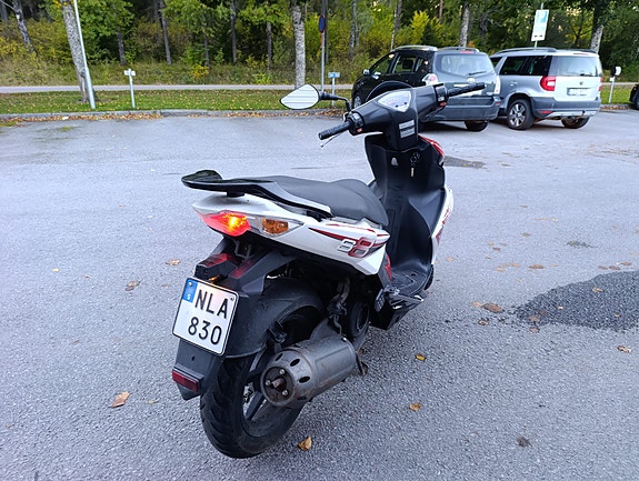 Kymco Super 8 2 of 4