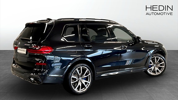 BMW X7 2 of 9