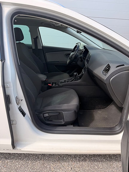 Seat Leon 11 of 18