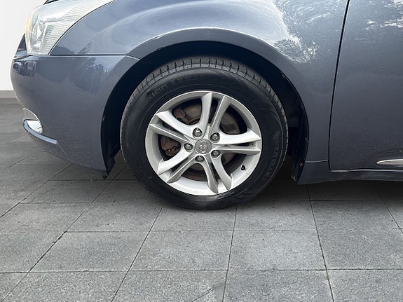 Toyota Avensis 16 of 21