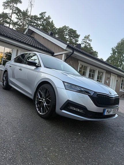 Skoda Octavia 3 of 5