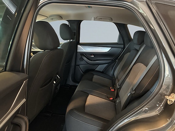 Mazda CX-60 13 of 22