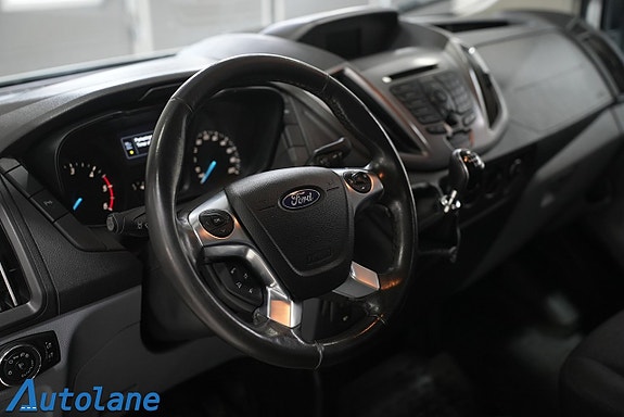 Ford Transit 19 of 29