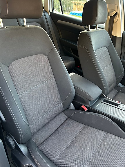 Volkswagen Passat 6 of 6