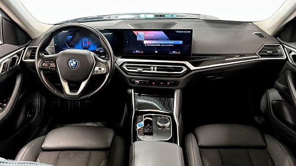 BMW i4 4 of 9