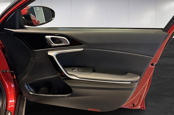 Kia XCeed 16 of 23
