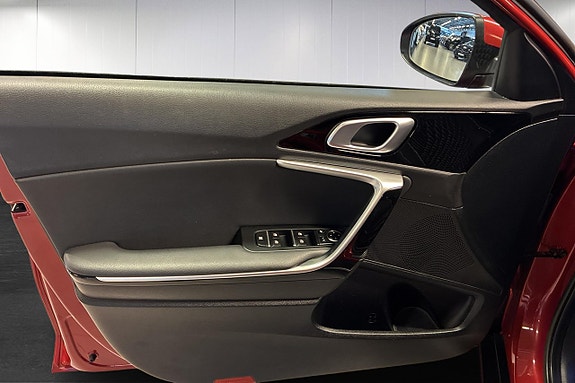 Kia XCeed 13 of 23