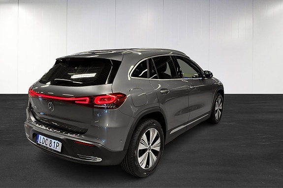Mercedes-Benz EQA250 3 of 23