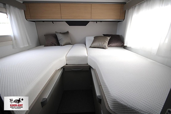Adria Compact Select DL 8 of 18
