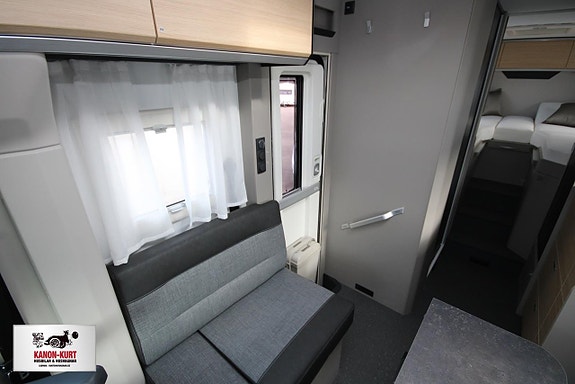 Adria Compact Select DL 7 of 18