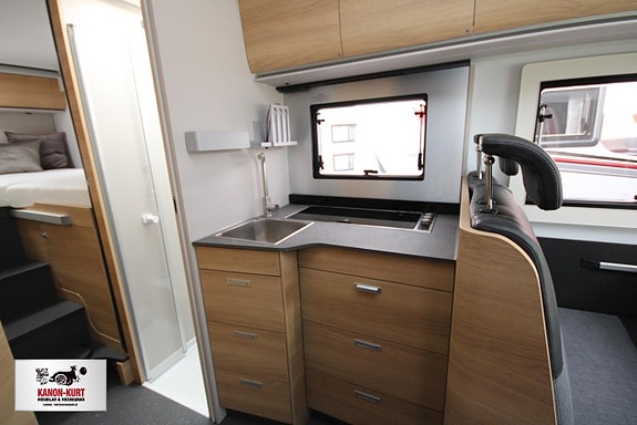 Adria Coral Select 670 SL 14 of 20