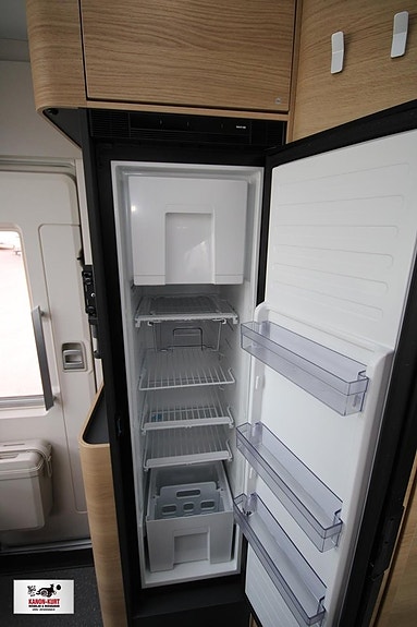 Adria Coral Select 670 SL 16 of 20