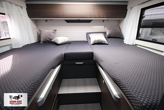 Adria Coral Supreme 670 SL 9 of 20