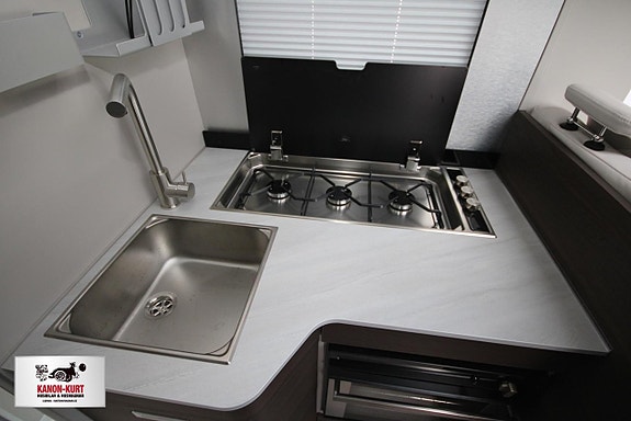 Adria Coral Supreme 670 SL 15 of 20