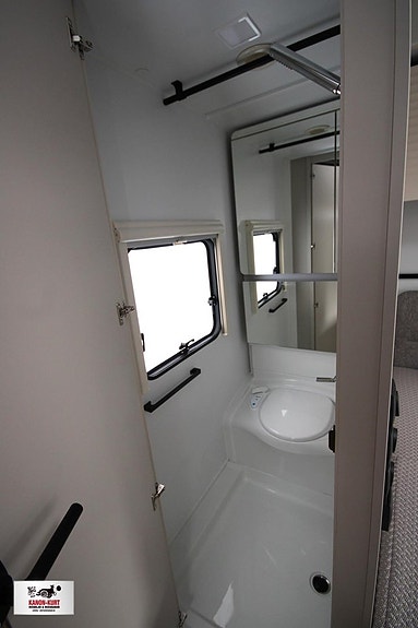 Adria Adora 522 UP 12 of 15