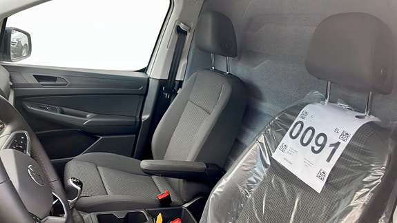 Volkswagen Caddy 8 of 12