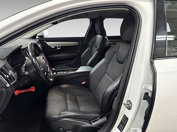 Volvo V90 Cross Country 9 of 19