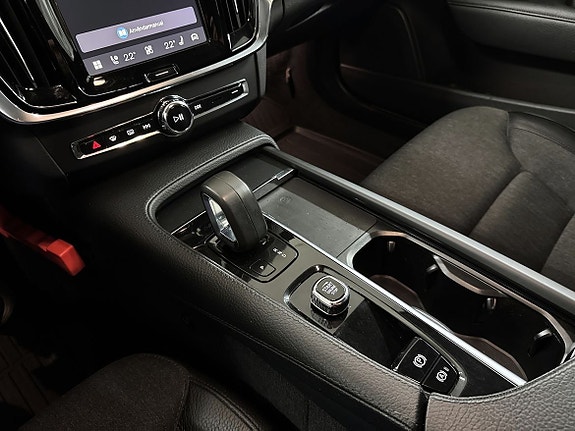 Volvo V90 Cross Country 18 of 19