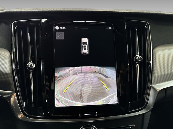 Volvo V90 Cross Country 16 of 19
