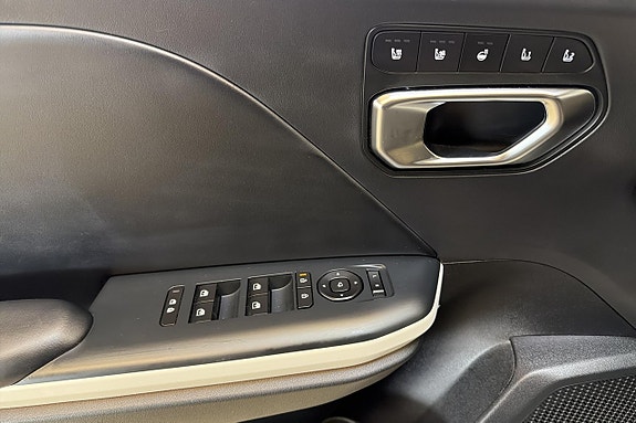 Kia K4 17 of 20
