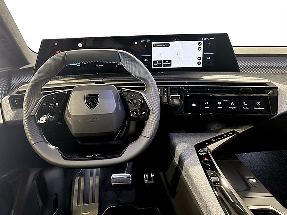 Peugeot e-3008 7 of 18