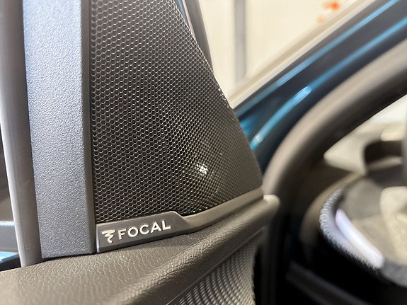 Peugeot e-3008 16 of 18