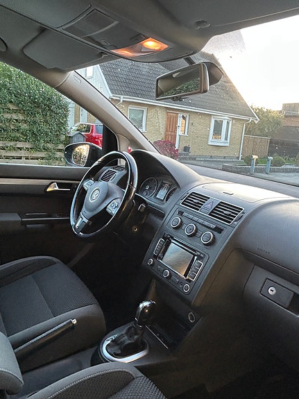 Volkswagen Touran 13 of 14