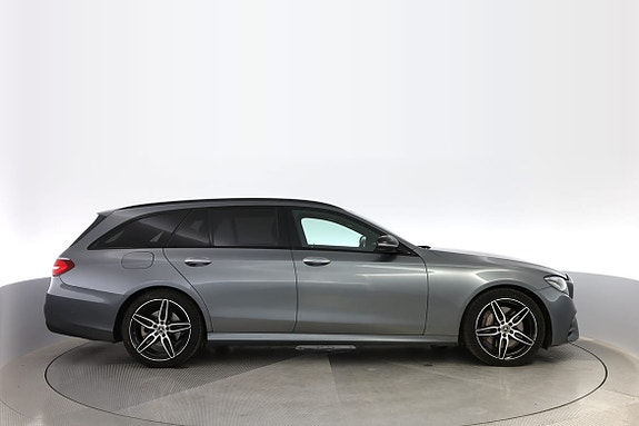 Mercedes-Benz E350 5 of 16