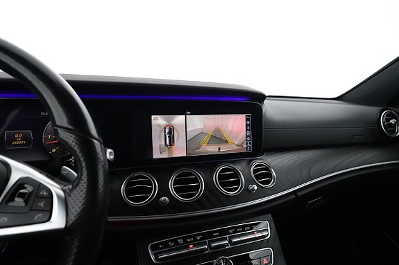 Mercedes-Benz E350 14 of 16