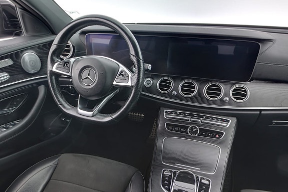 Mercedes-Benz E350 8 of 16