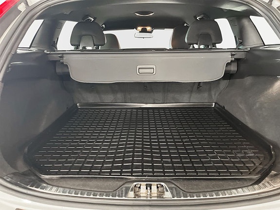 Volvo V60 Cross Country 6 of 14