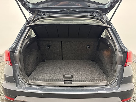 Seat Arona 3 of 4
