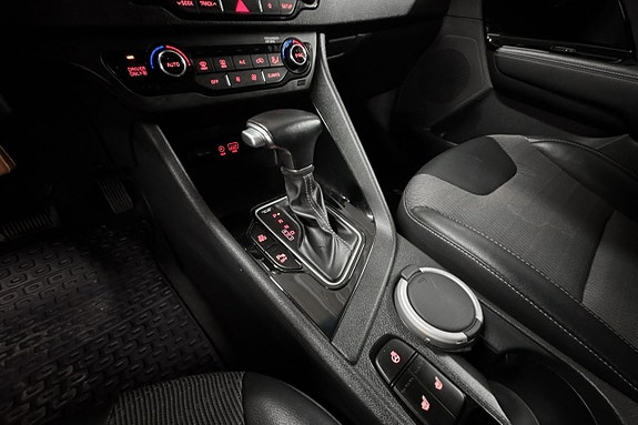Kia Niro 10 of 17