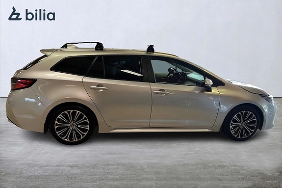 Toyota Corolla 18 of 21