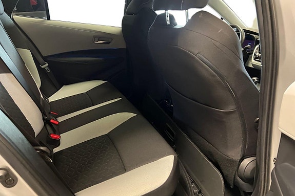 Toyota Corolla 9 of 21
