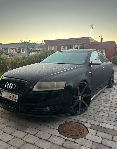 Audi A6 4 of 5